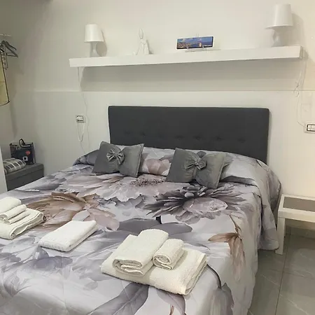 Le 3 Sorelle House Neapel