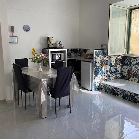 Dom wakacyjny Le 3 Sorelle House Neapol